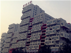 [鄭州真石漆]富士康冠達花園個性設(shè)計，只用超前單彩真石漆